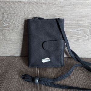 American Tourister Black Travel Wallet